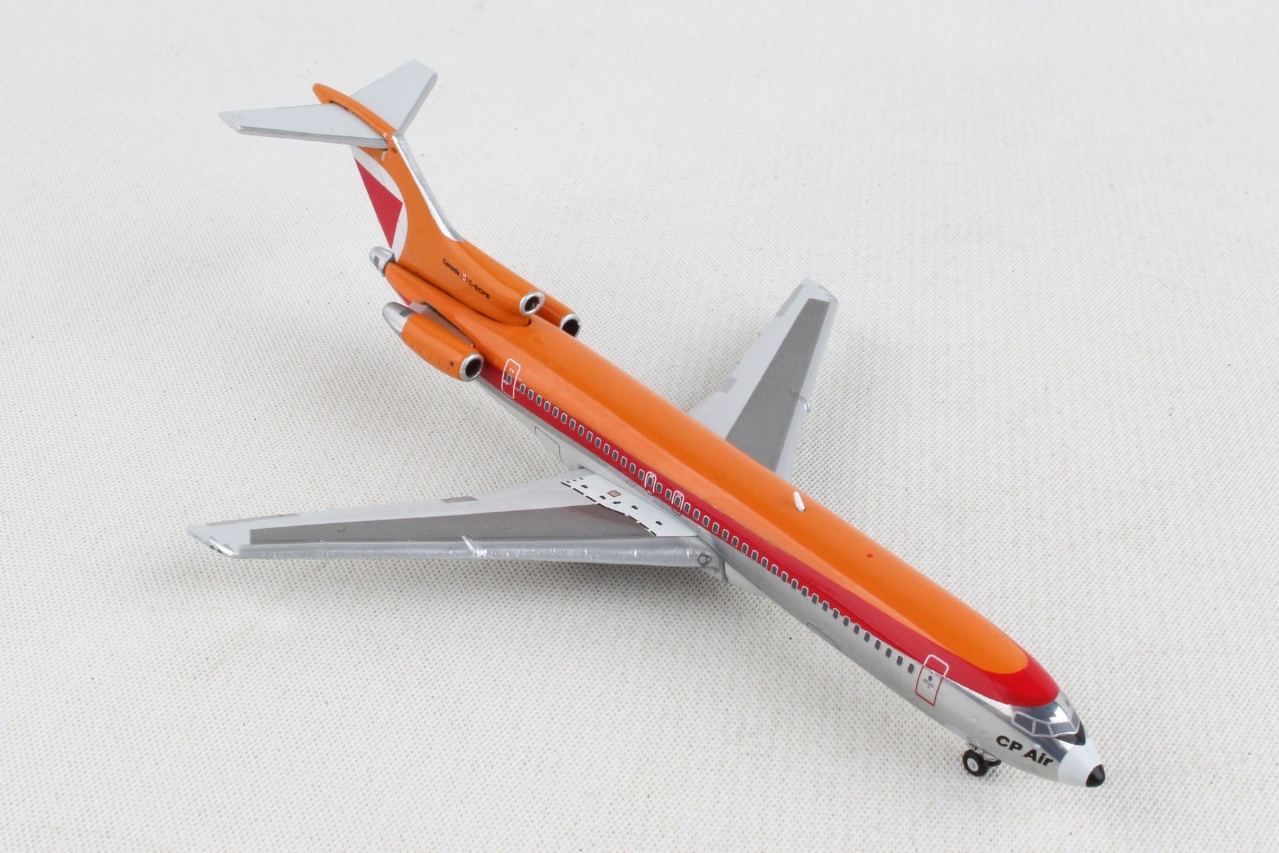 Inflight 200 Boeing 737-100 Air California N471GB With Stand 1:200 Scale – IF731OC0925