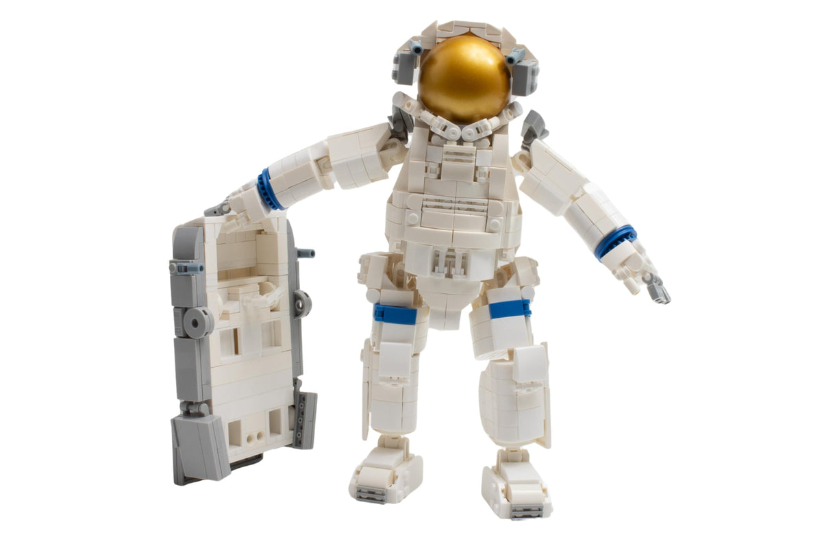SPACE ADVENTURE ASTRONAUT CONSTRUCTION TOY The Airplane Shop.