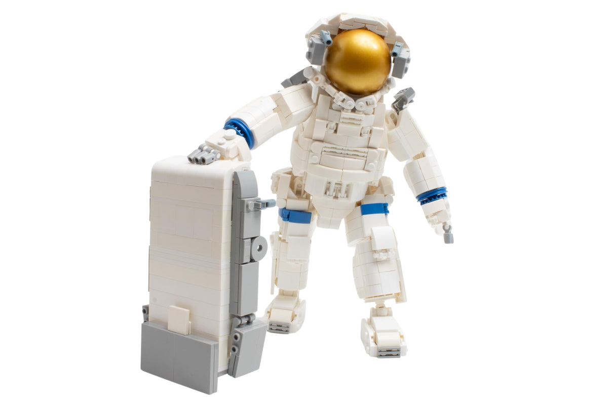 SPACE ADVENTURE ASTRONAUT CONSTRUCTION TOY The Airplane Shop.