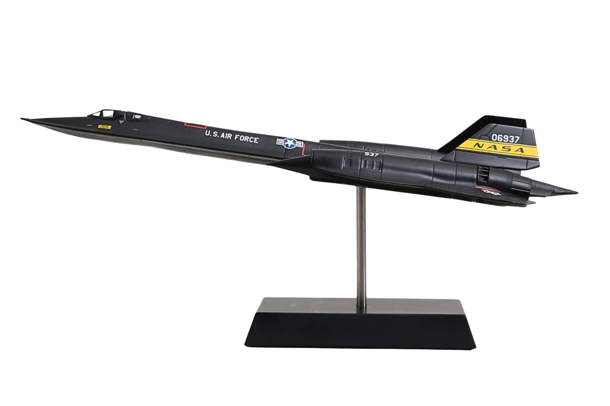EXEC SER SR-71 BLACKBIRD NASA 1/72 The Airplane Shop.