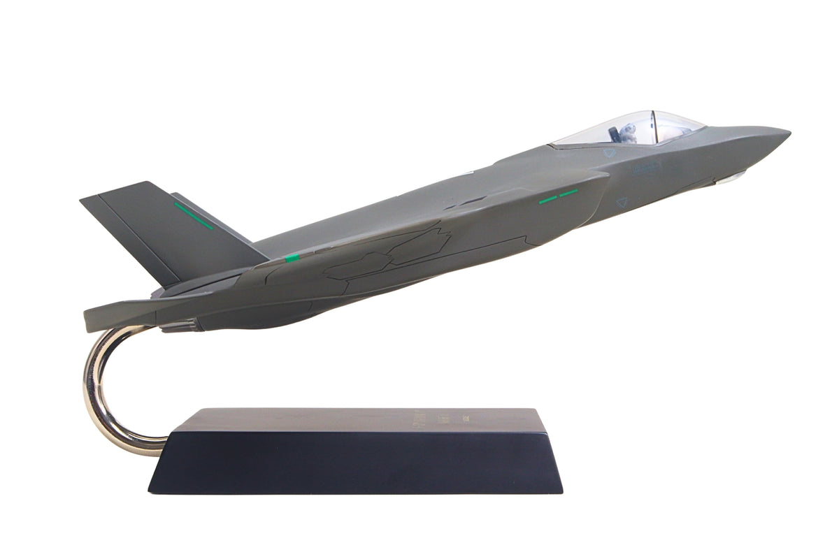 EXEC SER F-35 1/48 TYPE A GENERIC CONVENTIONAL The Airplane Shop.