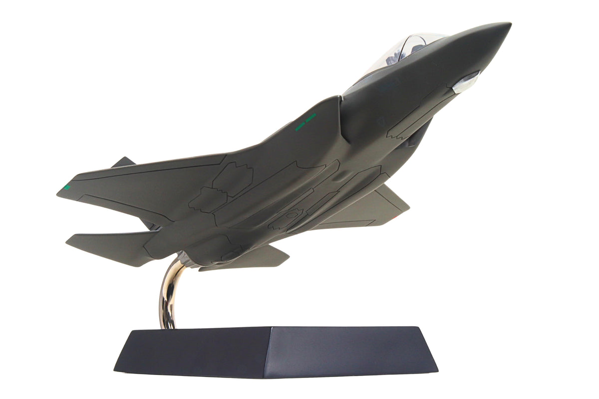 EXEC SER F-35 1/48 TYPE A GENERIC CONVENTIONAL The Airplane Shop.
