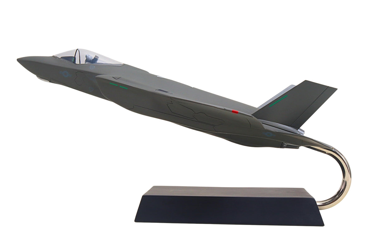 EXEC SER F-35A USAF CONVENTIONAL 1/48 The Airplane Shop.