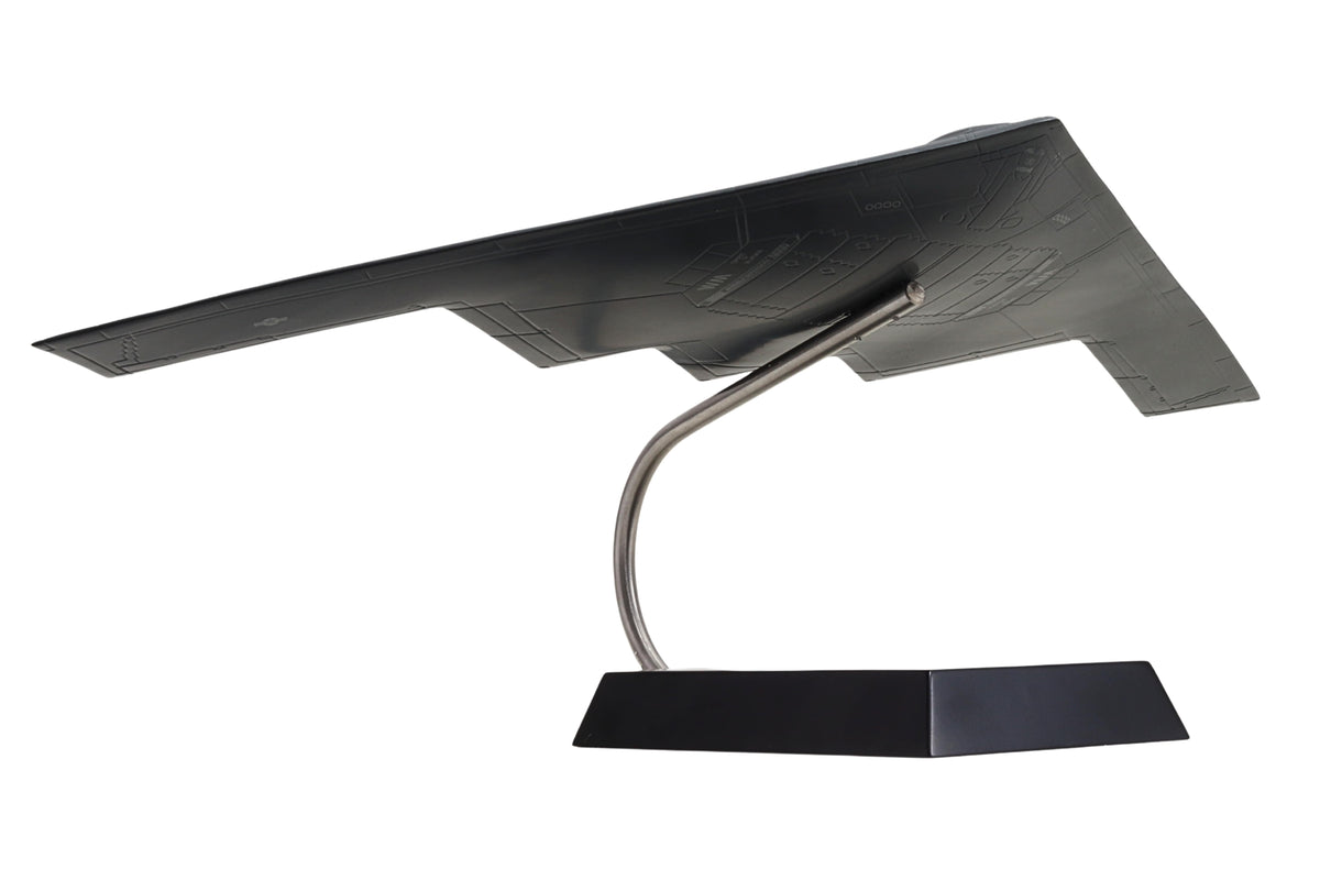 EXEC SER B-2 STEALTH BOMBER 1/100 The Airplane Shop.