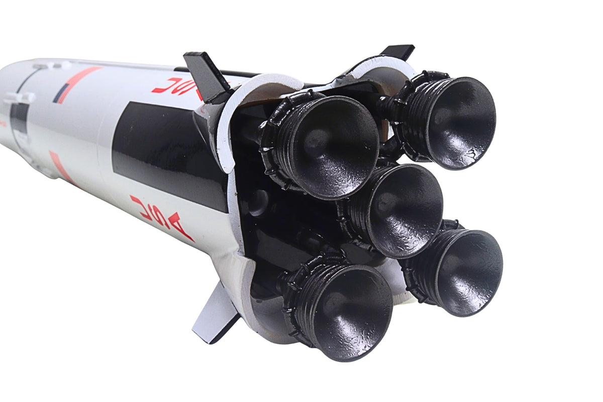 EXEC SER SATURN V ROCKET 1/200 The Airplane Shop.