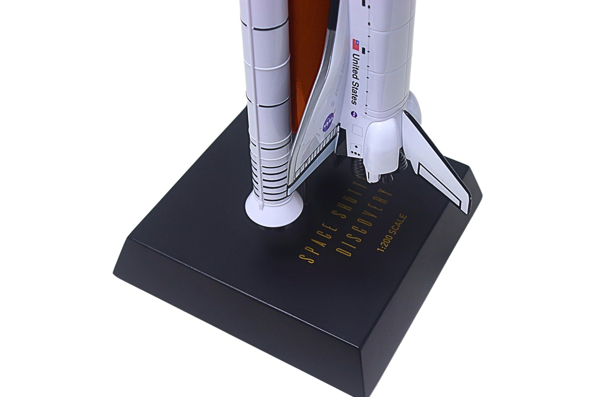 EXEC SER SPACE SHUTTLE FULL STACK 1/200 DISCOVERY The Airplane Shop.