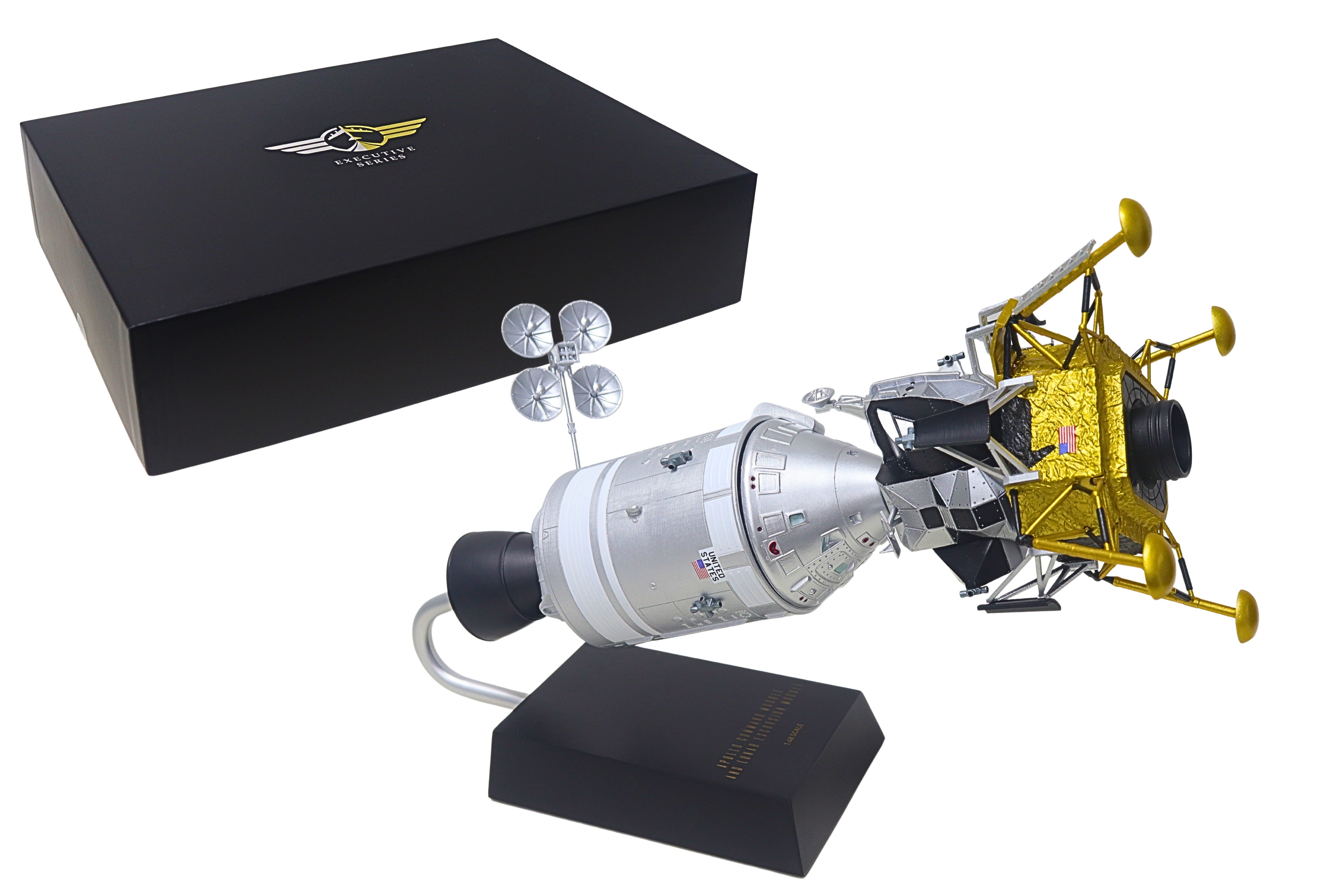 EXEC SER APOLLO COMMAND MODULE W/LEM 1/48