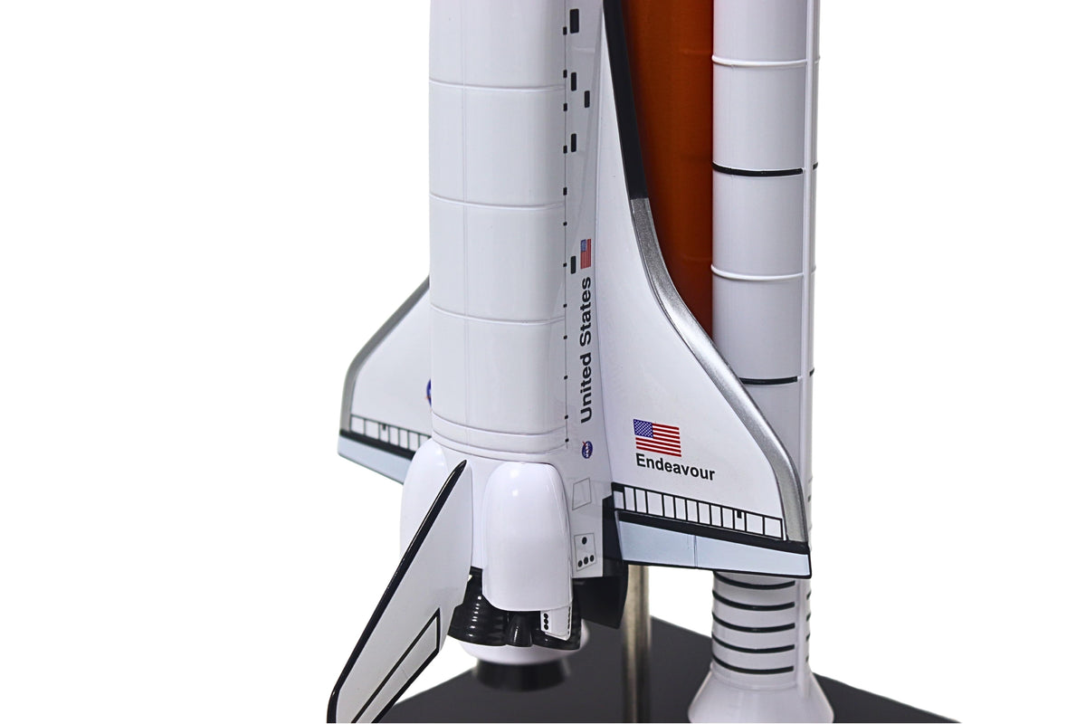 EXEC SER SPACE SHUTTLE FULL STACK 1/200 ENDEAVOUR The Airplane Shop.