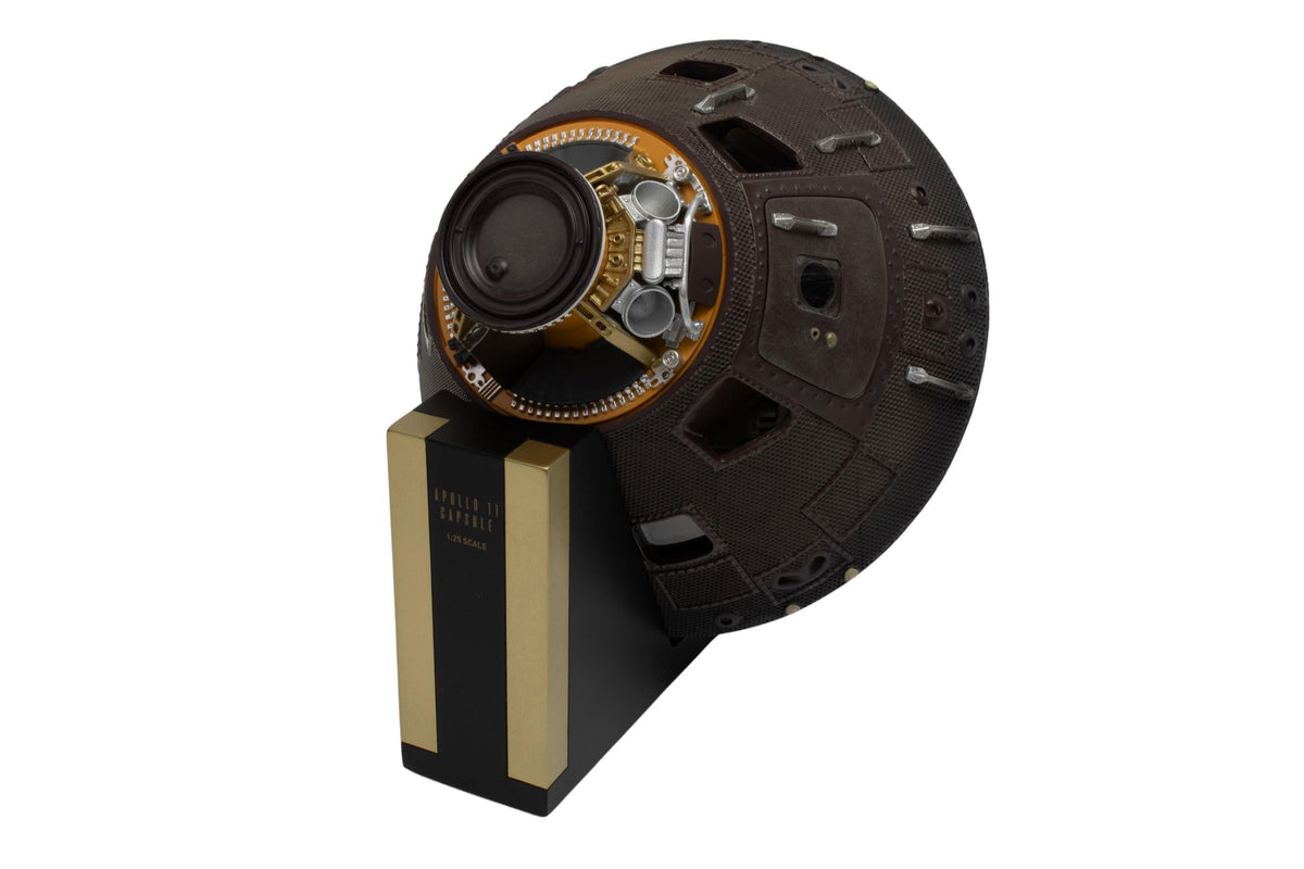 EXEC SER APOLLO 11 CAPSULE 1/25 The Airplane Shop.