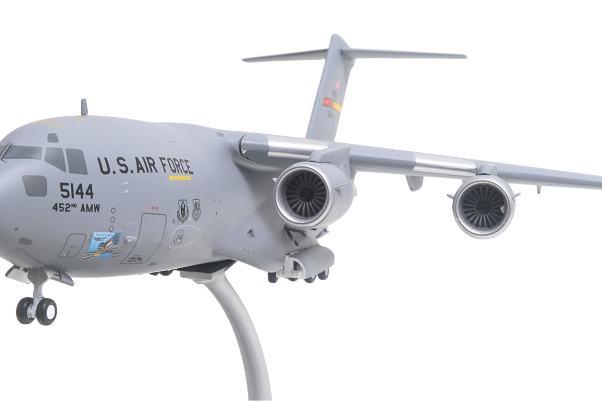 GEMINI200 USAF C-17A 1/200 MARCH AFB The Airplane Shop.