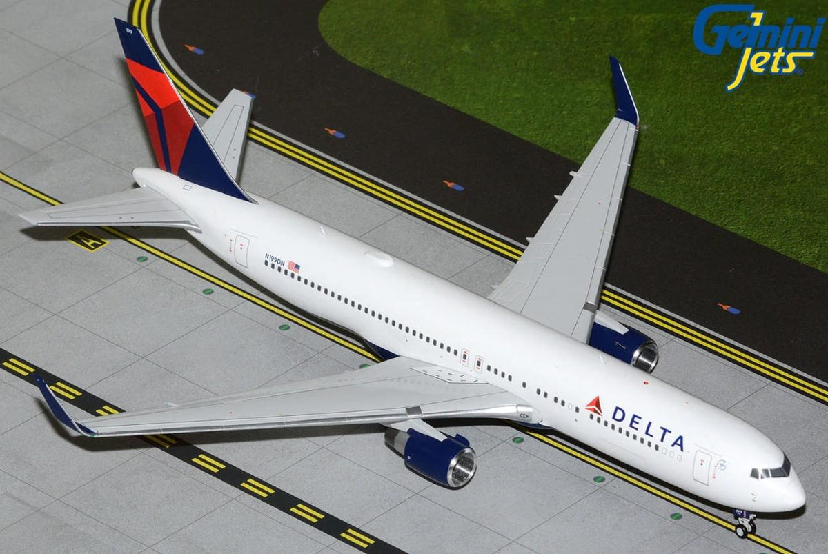 GEMINI200 DELTA 767-300ERW 1/200 REG