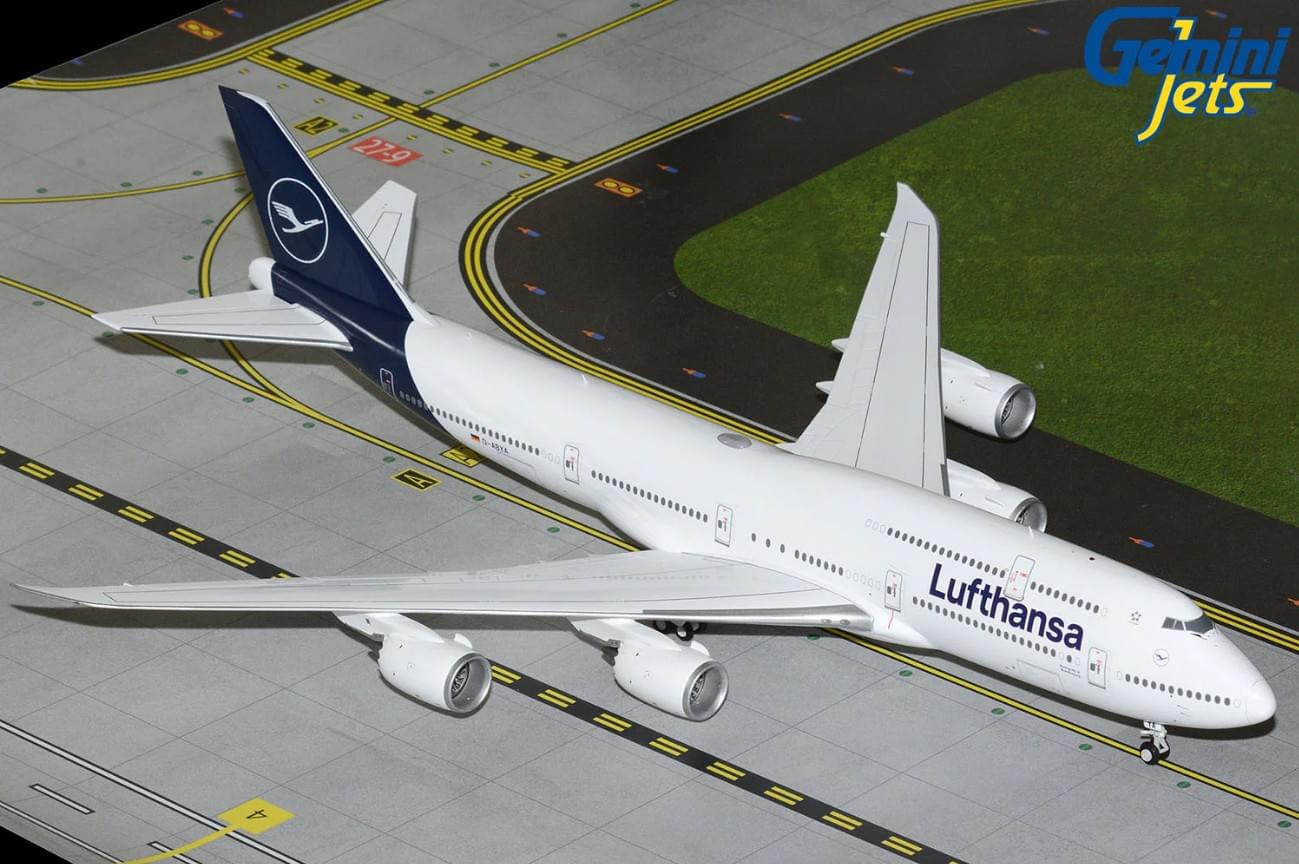 Gemini200 ルフトハンザ Boeing 747-8 1/200 GEMINI200 LUFTHANSA 747-8 1/200 REG#D-ABYA | The Airplane Shop