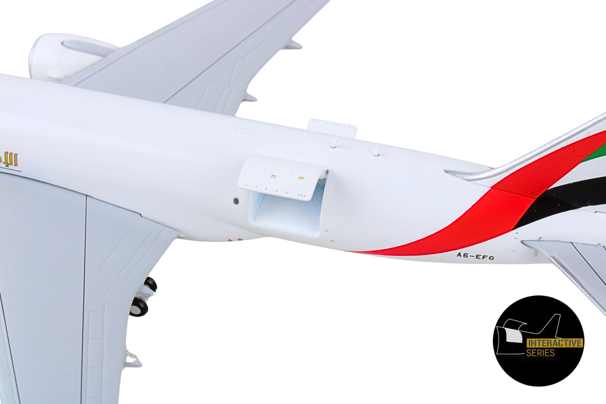 GEMINI EMIRATES SKYCARGO 777-200LRF 1/400 INTERACTIVE The Airplane Shop.