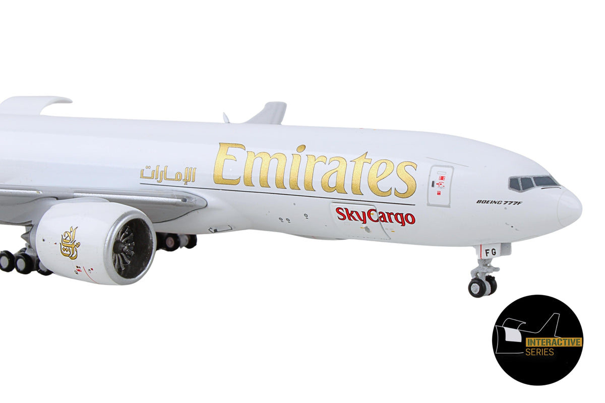 GEMINI EMIRATES SKYCARGO 777-200LRF 1/400 INTERACTIVE The Airplane Shop.