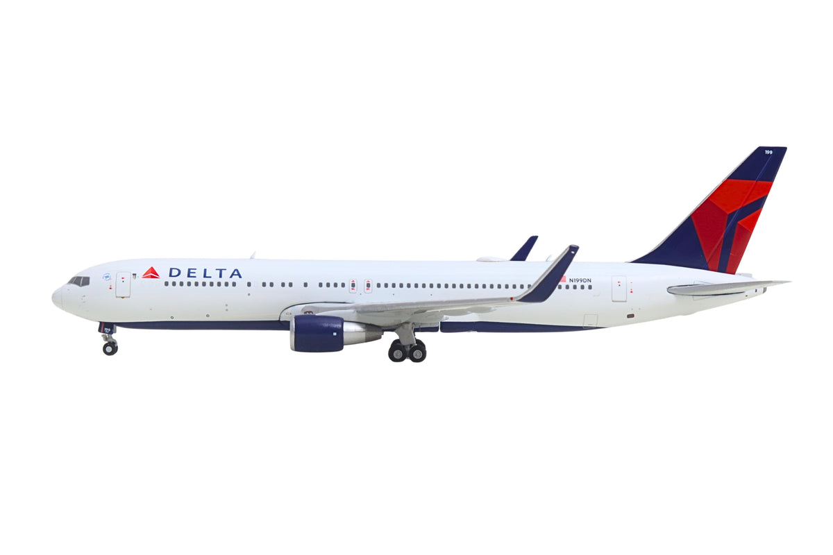 GEMINI DELTA 767-300ERW 1/400 REG