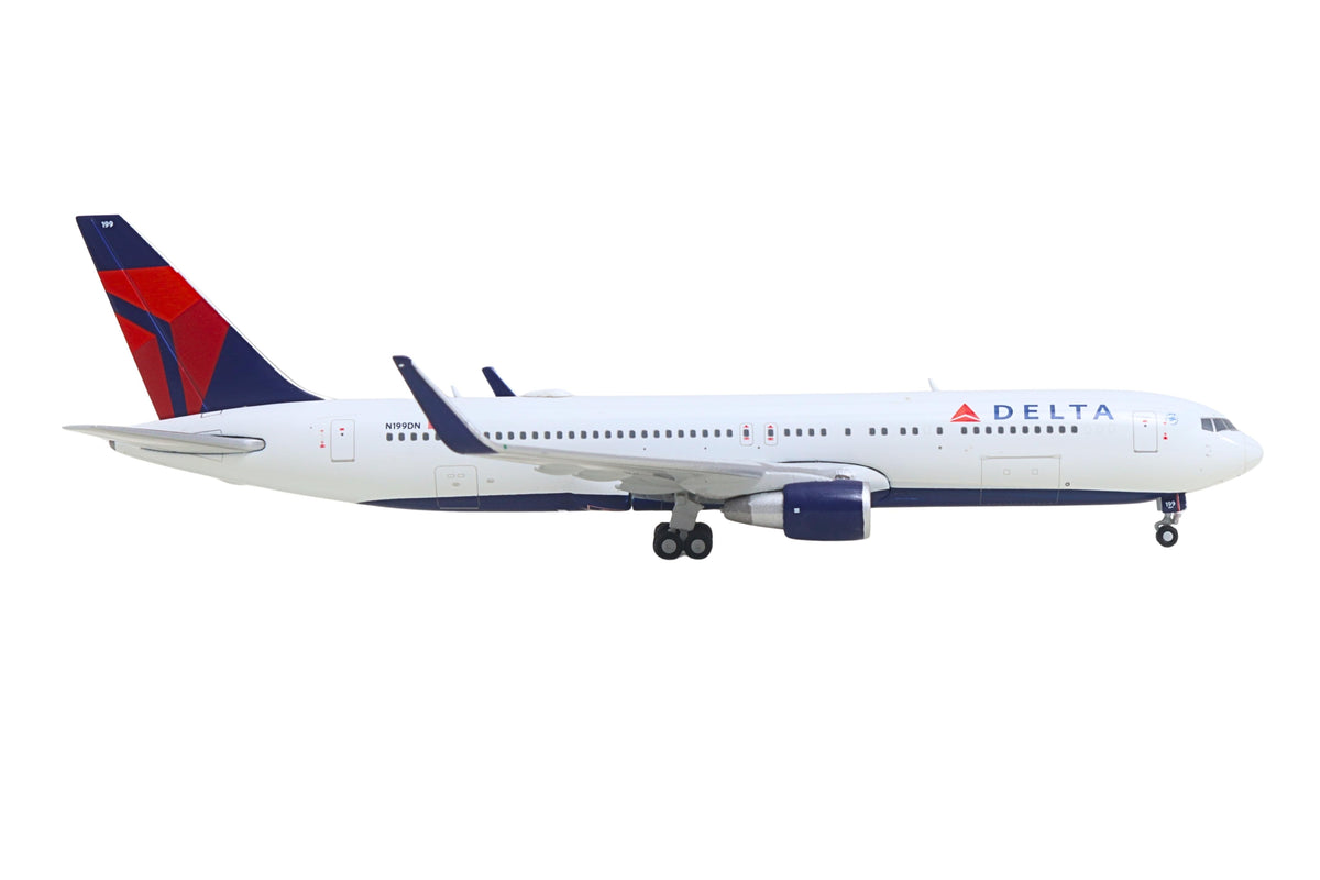 GEMINI DELTA 767-300ERW 1/400 REG