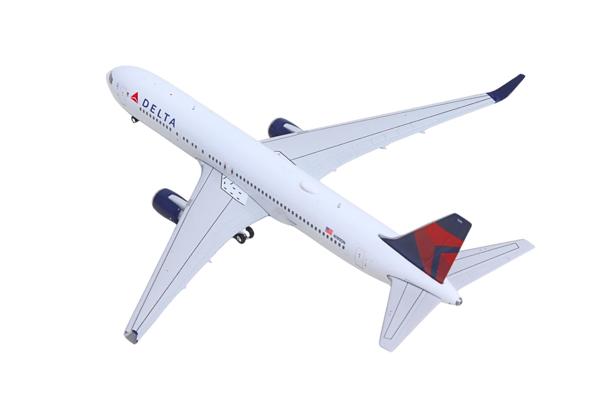 GEMINI DELTA 767-300ERW 1/400 REG