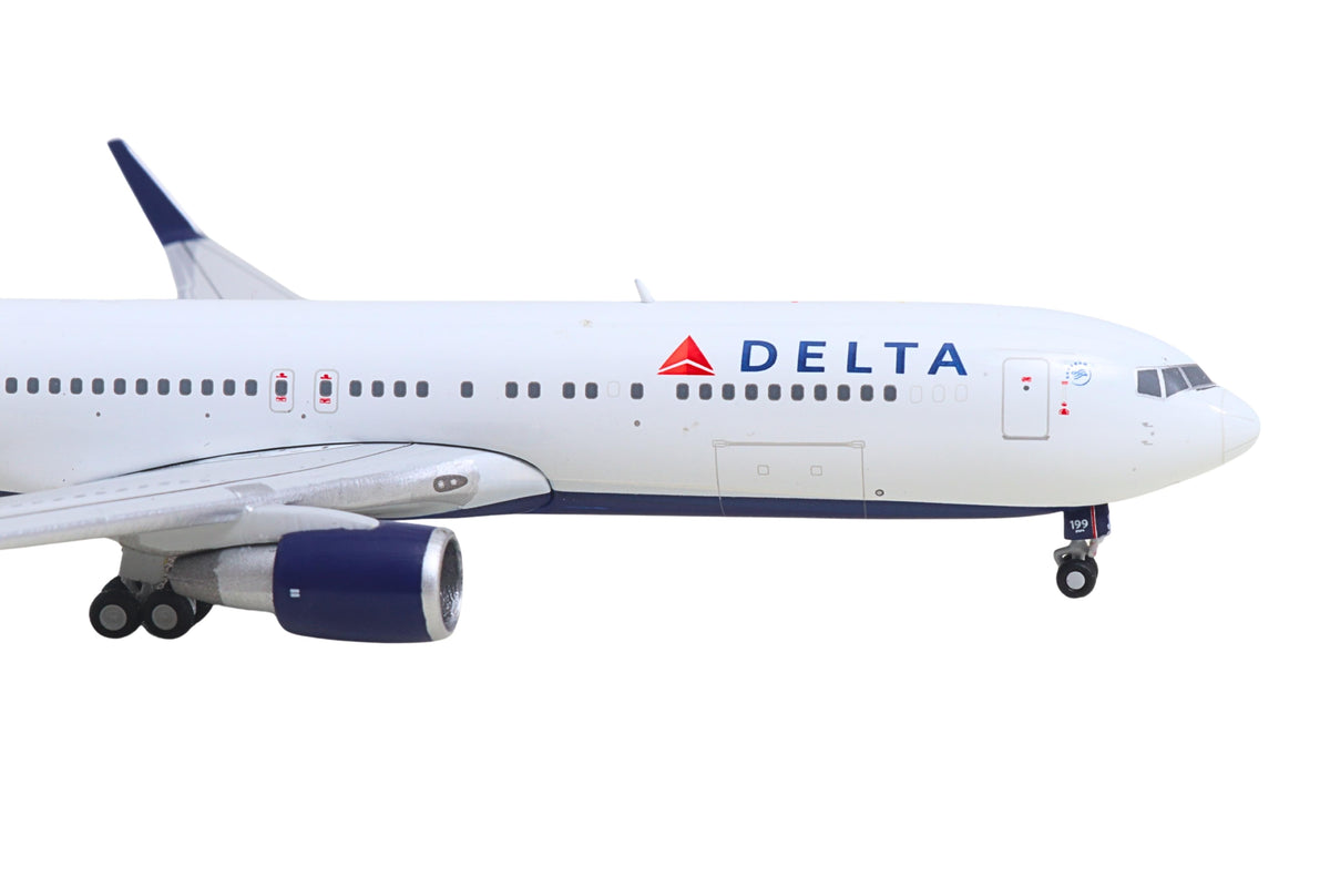 GEMINI DELTA 767-300ERW 1/400 REG
