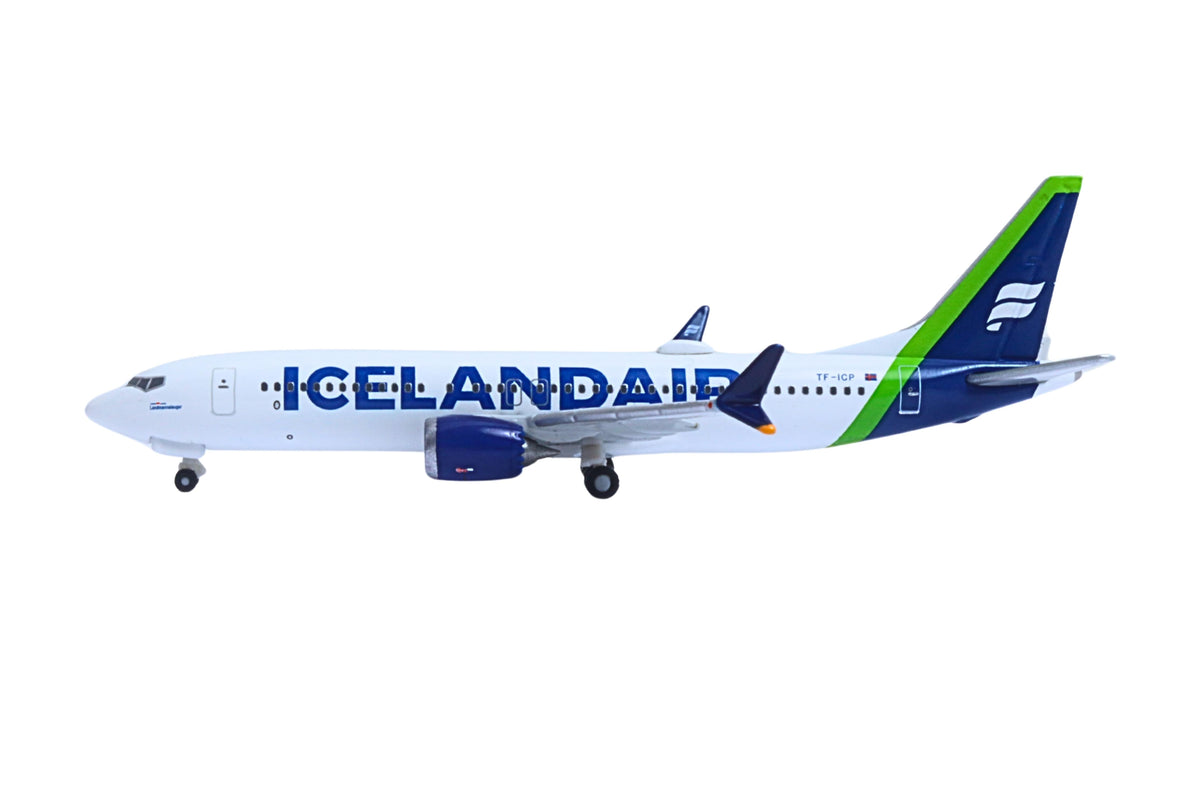 HERPA ICELANDAIR 737MAX8 1/500 (**) The Airplane Shop.