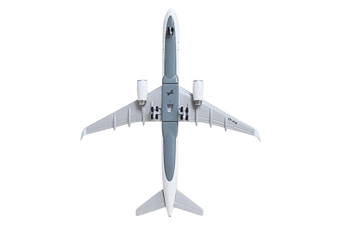 HERPA PAN AM 757-200 1/500 TRACING THE TRANSATLANTIC (**) The Airplane Shop.