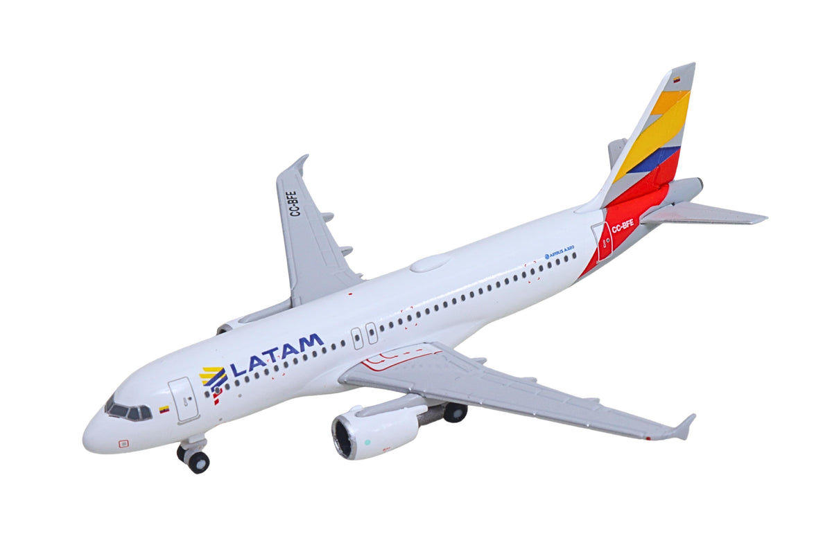HERPA LATAM A320 1/500 COLOMBIAN FLAG DELIVERY (**) The Airplane Shop.