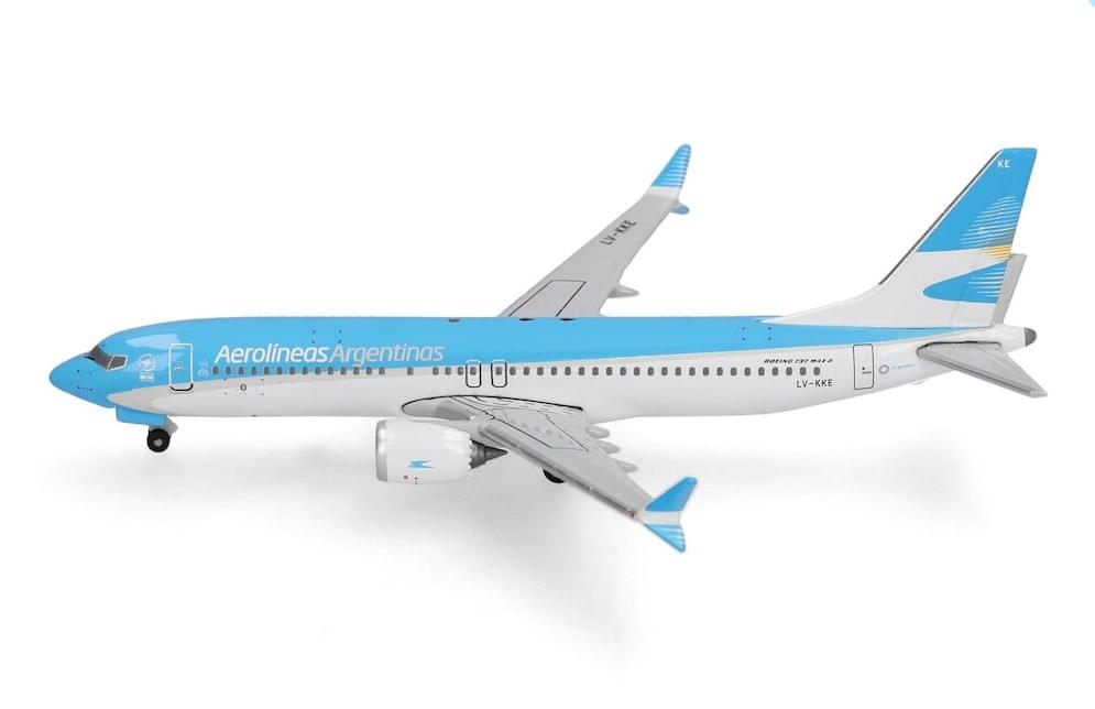 HERPA AEROLINEAS 737MAX8 1/500