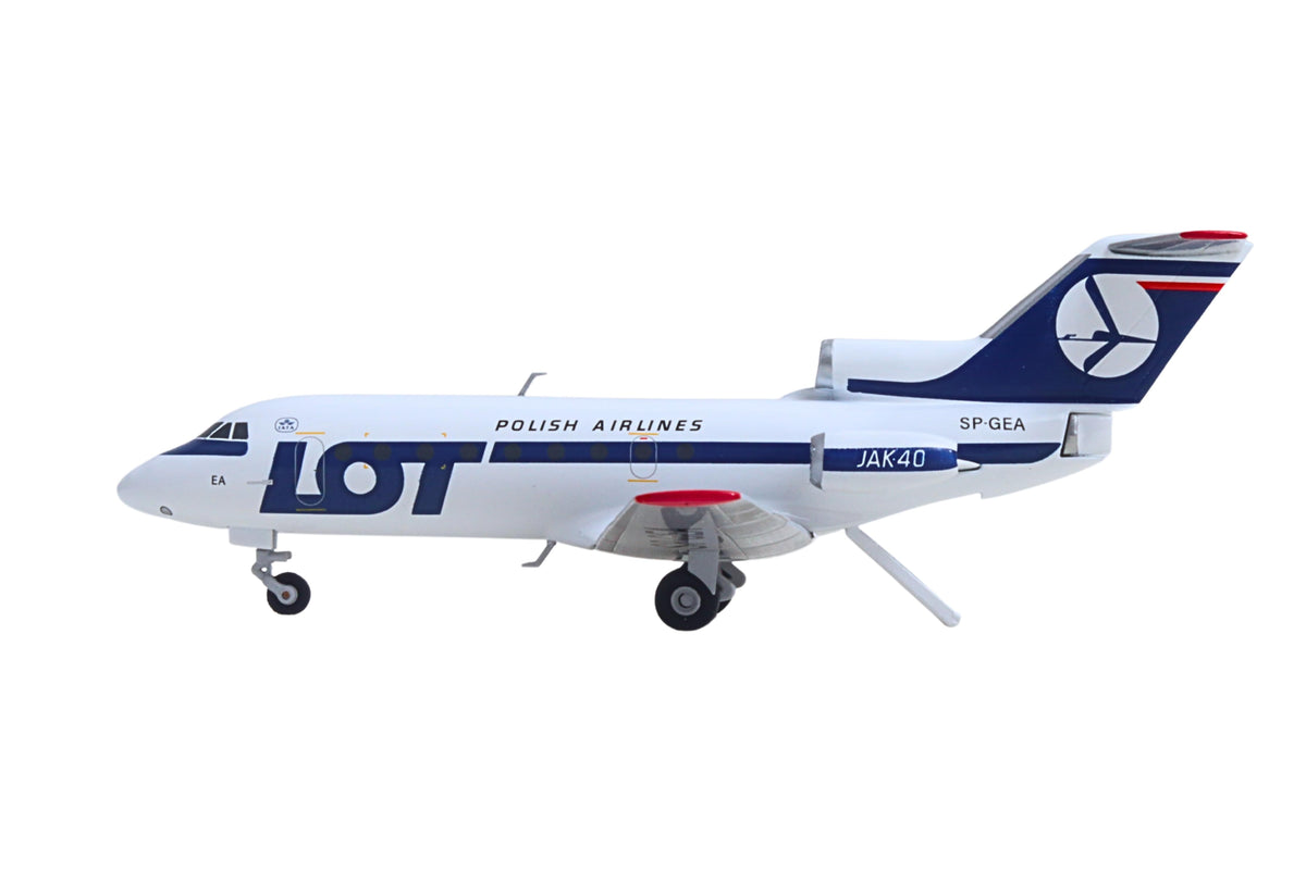 HERPA LOT YAK40 1/200 (**) The Airplane Shop.