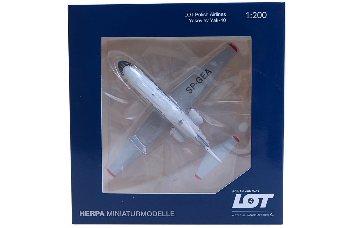 HERPA LOT YAK40 1/200 (**) The Airplane Shop.