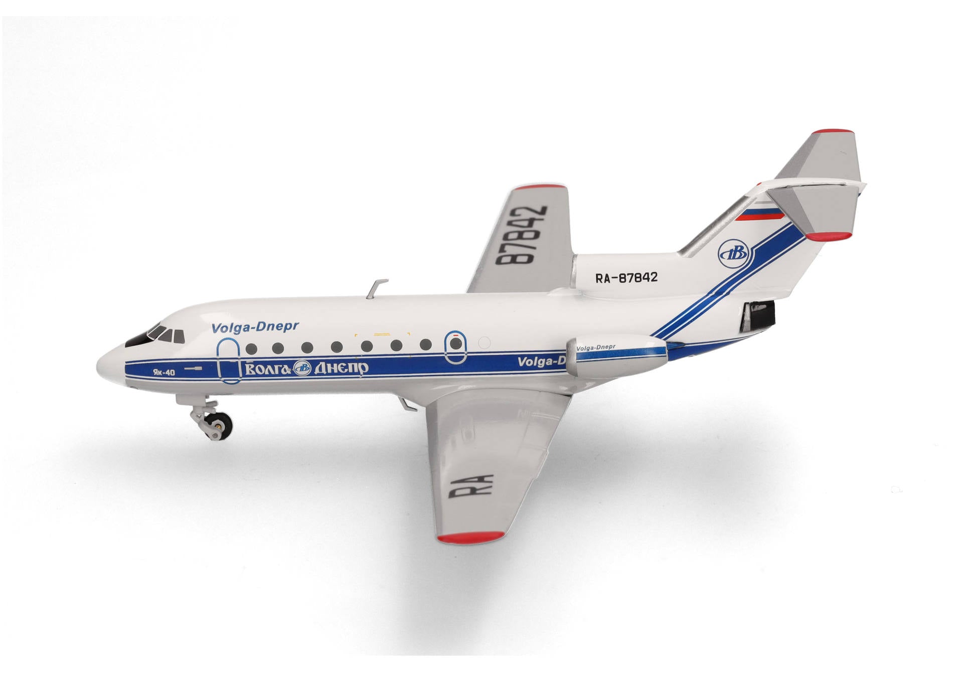 HERPA VOLGA-DNEPR YAK40 1/200 (**)