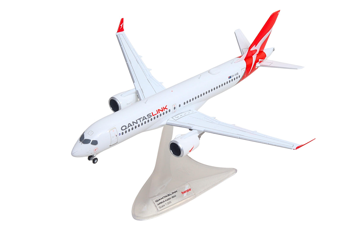 HERPA QANTASLINK A220-300 1/200 (**) The Airplane Shop.