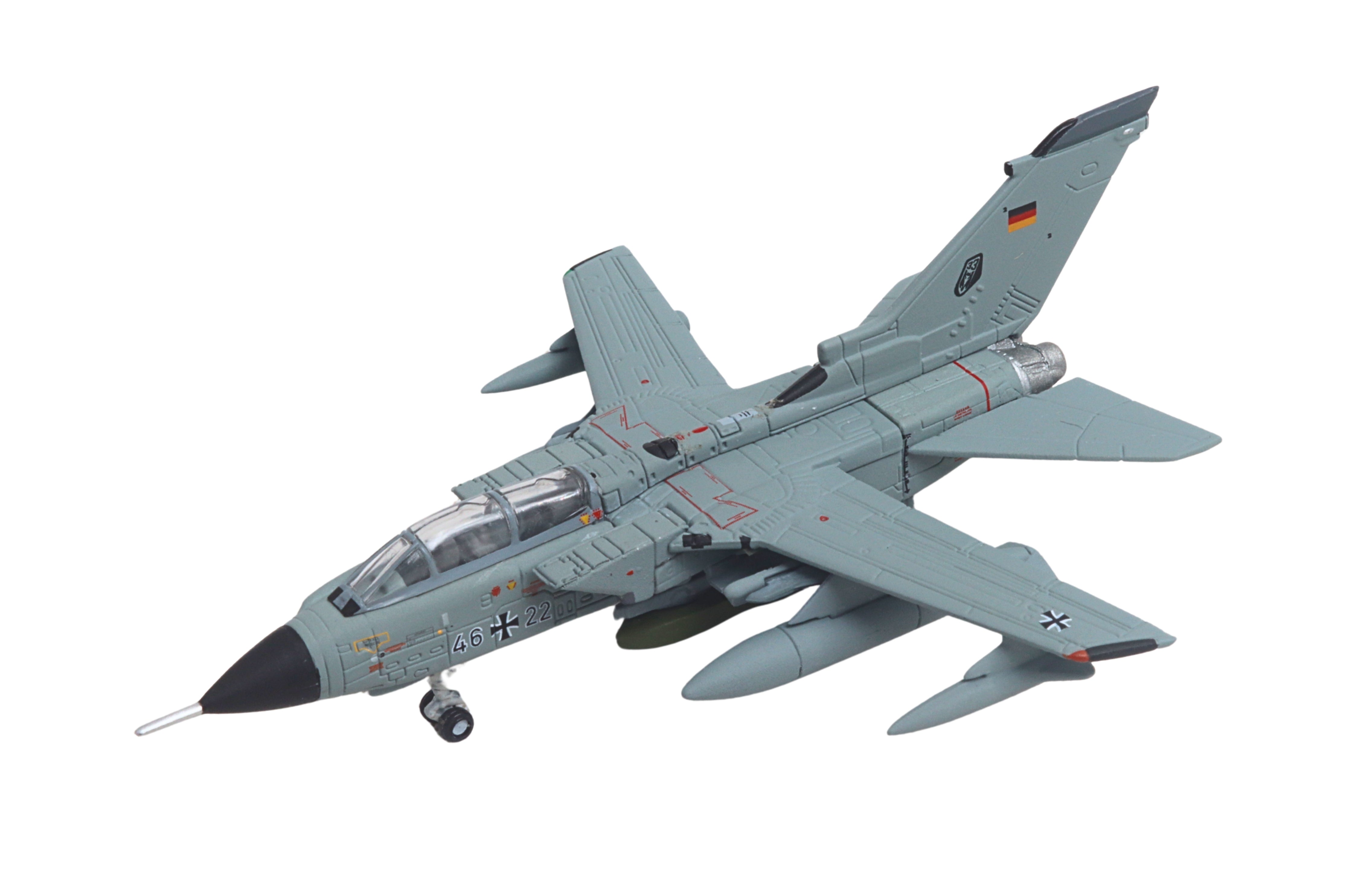 HERPA LUFTWAFFE TORNADO 1/200 TAKTLWG33 BUCHEL (**)