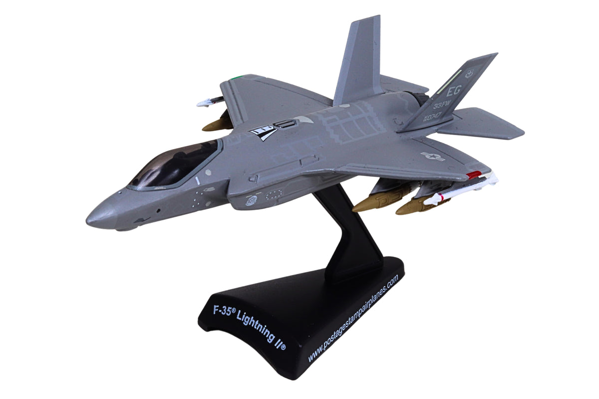 POSTAGE STAMP USAF F-35(A) Lightning II 58th FS 1/144