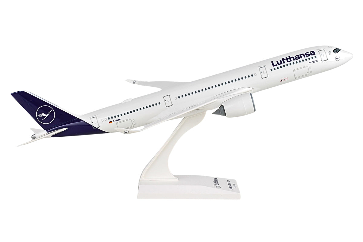 SKYMARKS LUFTHANSA A350-900 1/200 NEW LIVERY The Airplane Shop.
