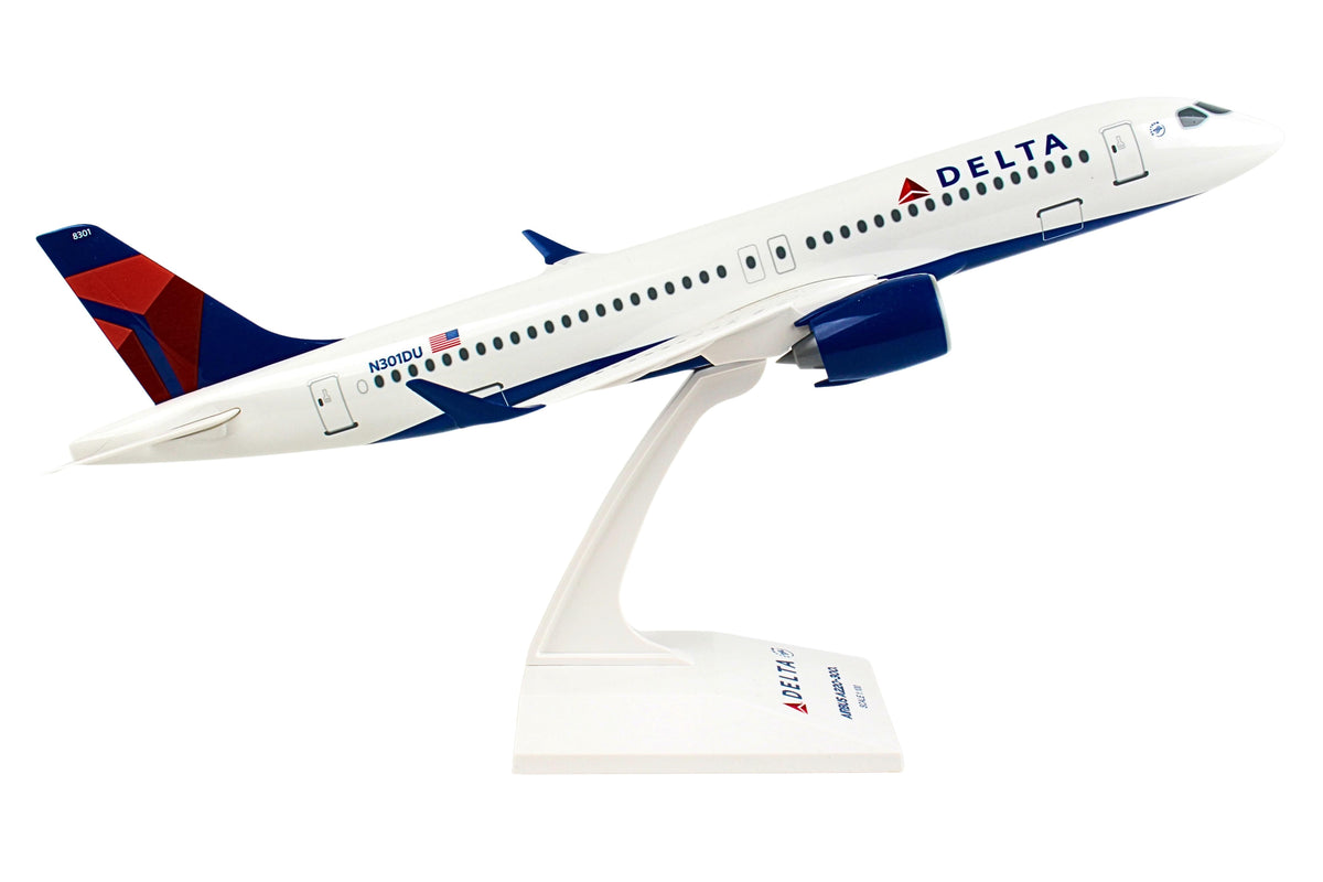 SKYMARKS DELTA A220-300 1/100 REG