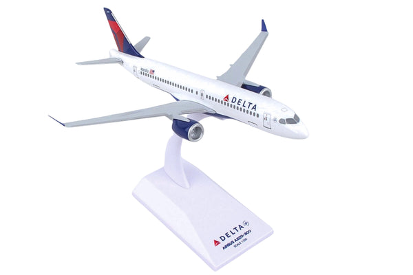 SKYMARKS DELTA A220-300 1/200