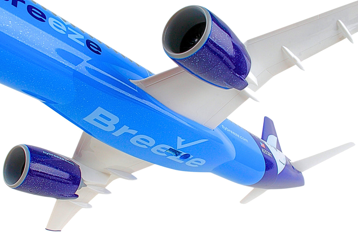SKYMARKS BREEZE A220-300 1/100 The Airplane Shop.