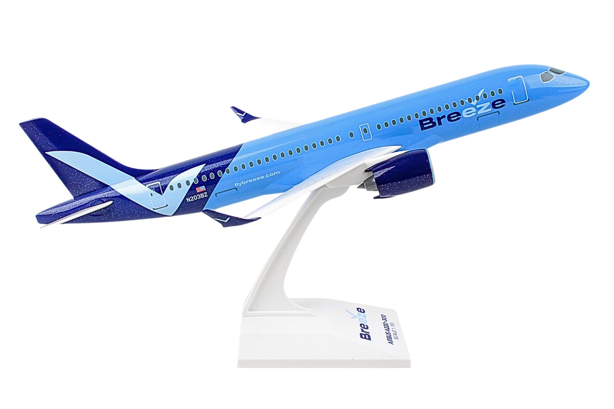 SKYMARKS BREEZE A220-300 1/100 The Airplane Shop.