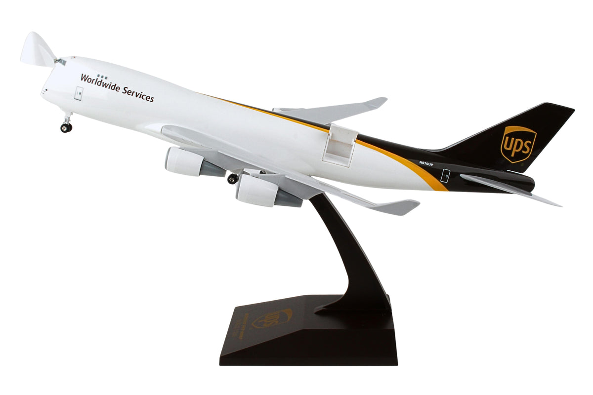 SKYMARKS UPS 747-400F 1/200 W/GEAR & OPENING DOORS (**) The Airplane Shop.