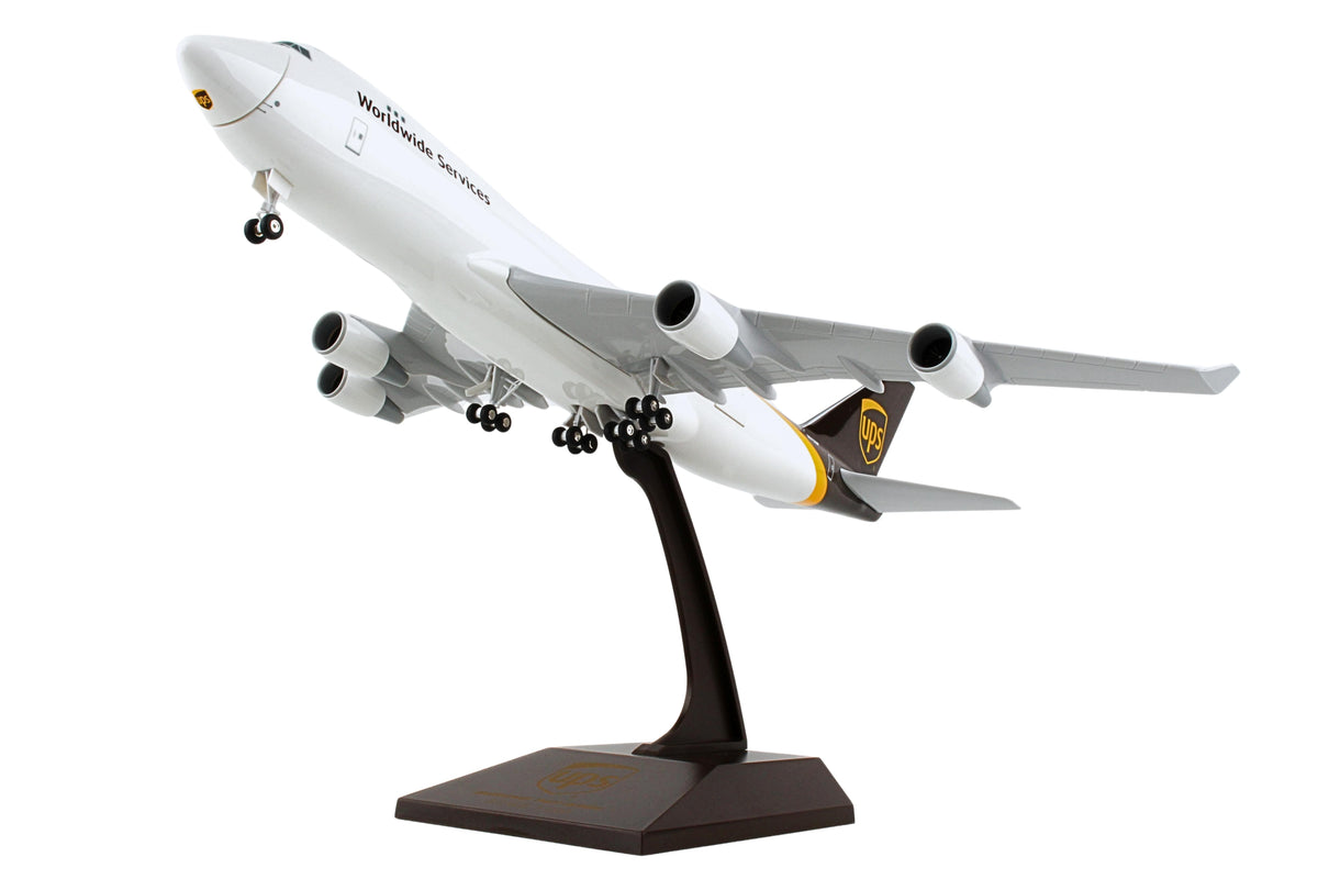 SKYMARKS UPS 747-400F 1/200 W/GEAR & OPENING DOORS (**) The Airplane Shop.