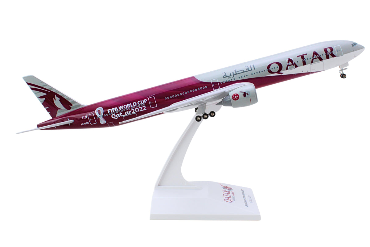 SKYMARKS QATAR 777-300 1/200 SOCCER W/GEAR (**) The Airplane Shop.