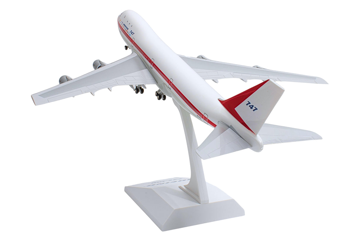 SKYMARKS BOEING 747-100 1/200 CITY OF EVERETT W/GEAR The Airplane Shop.