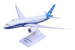 SKYMARKS BOEING HOUSE 787-8 1/200 W/SPINNING ENGINES The Airplane Shop.