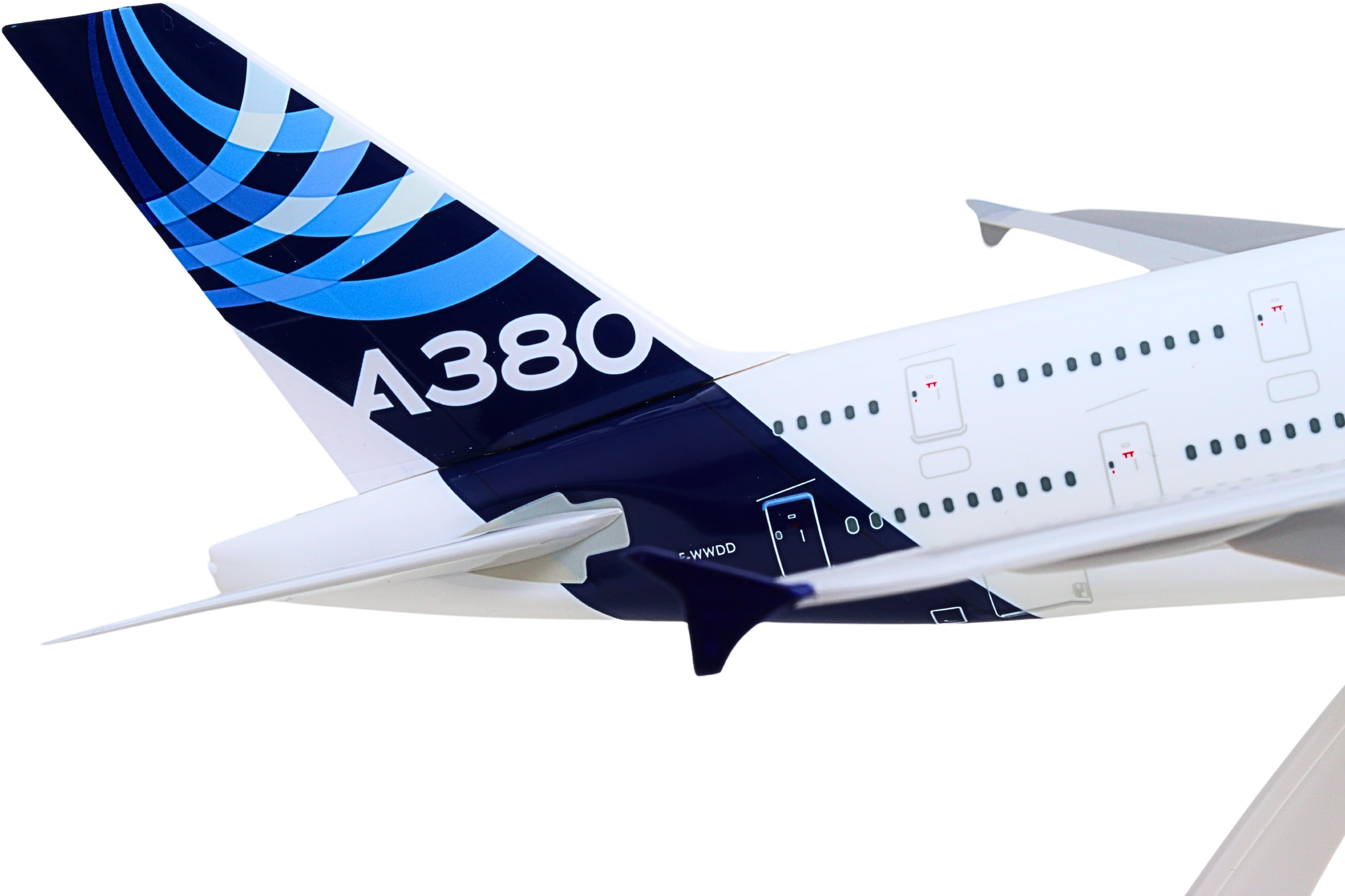SKYMARKS AIRBUS A380-800 H/C NEW COLORS 1/200 W/GEAR