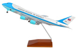 SKYMARKS AIR FORCE ONE VC25 1/200 W/GEAR & WOOD STAND The Airplane Shop.