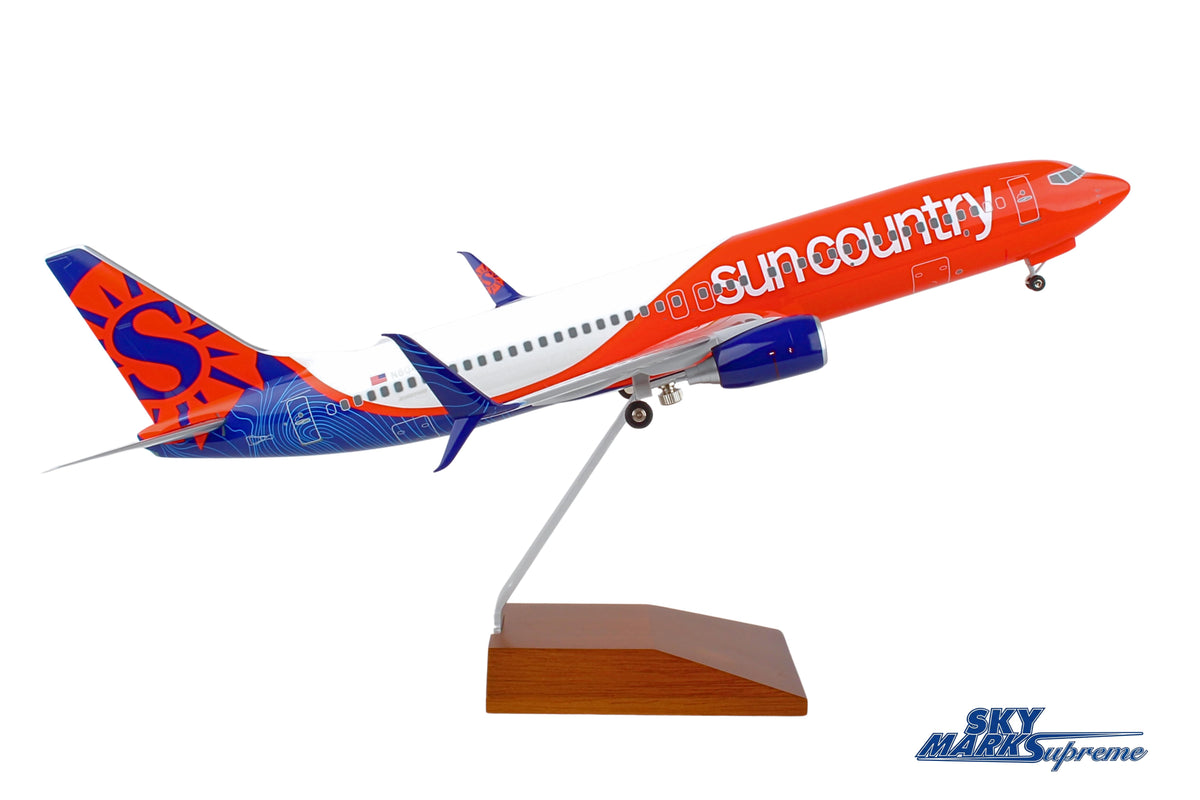 SKYMARKS SUN COUNTRY 737-800 1/100 W/GEAR & STAND (**) The Airplane Shop.