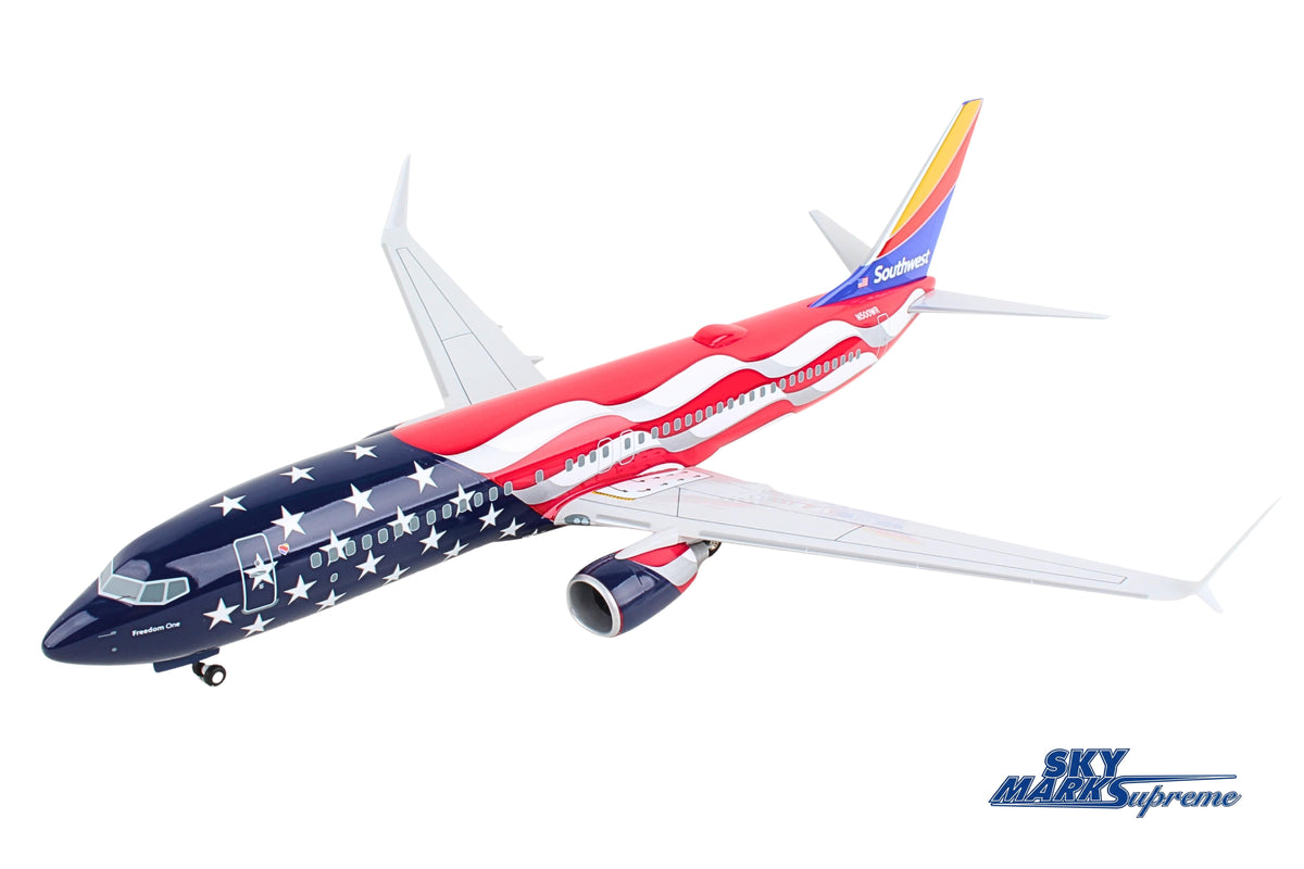 SKYMARKS SOUTHWEST 737-800 1/100 FREEDOM ONE W/WOOD STAND&GE The Airplane Shop.