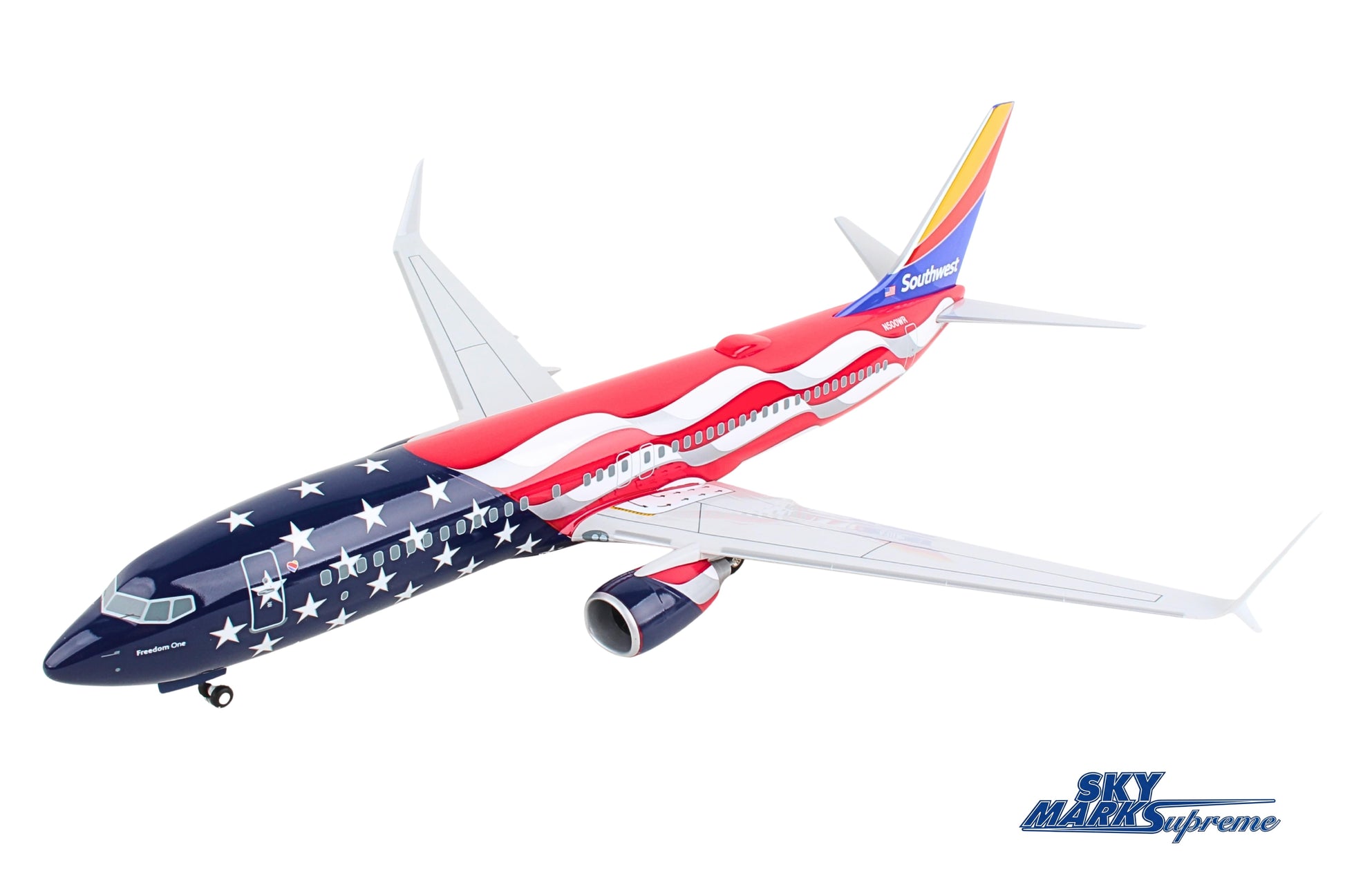 SKYMARKS SOUTHWEST 737-800 1/100 FREEDOM ONE W/WOOD STAND&GE The Airplane Shop.