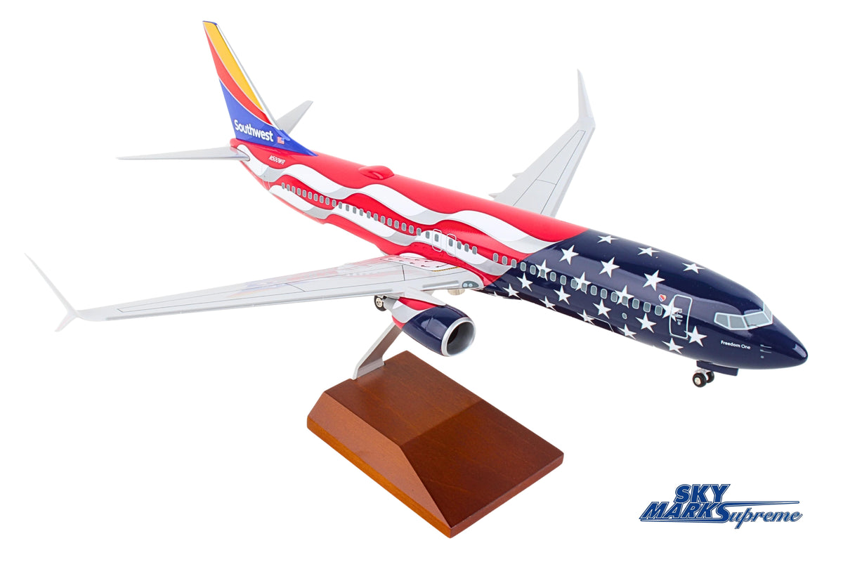 SKYMARKS SOUTHWEST 737-800 1/100 FREEDOM ONE W/WOOD STAND&GE The Airplane Shop.