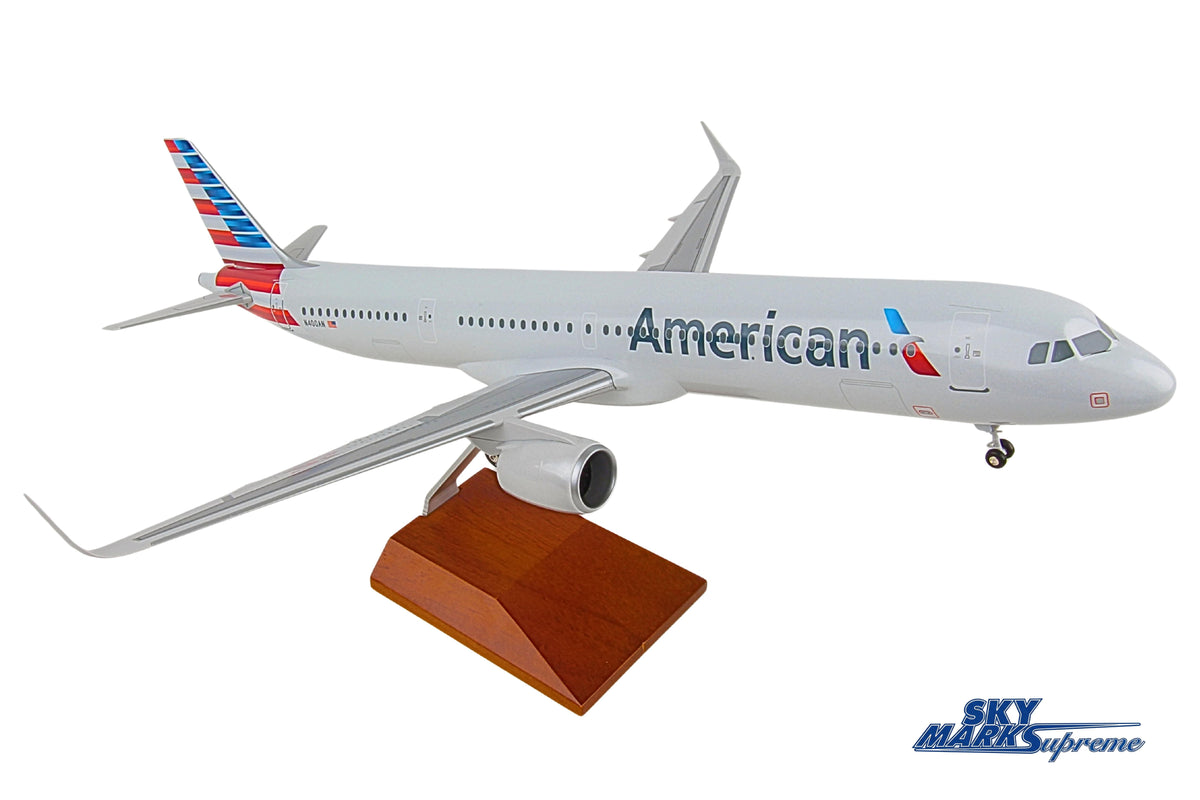 SKYMARKS AMERICAN A321NEO 1/100 W/WOOD STAND & GEAR