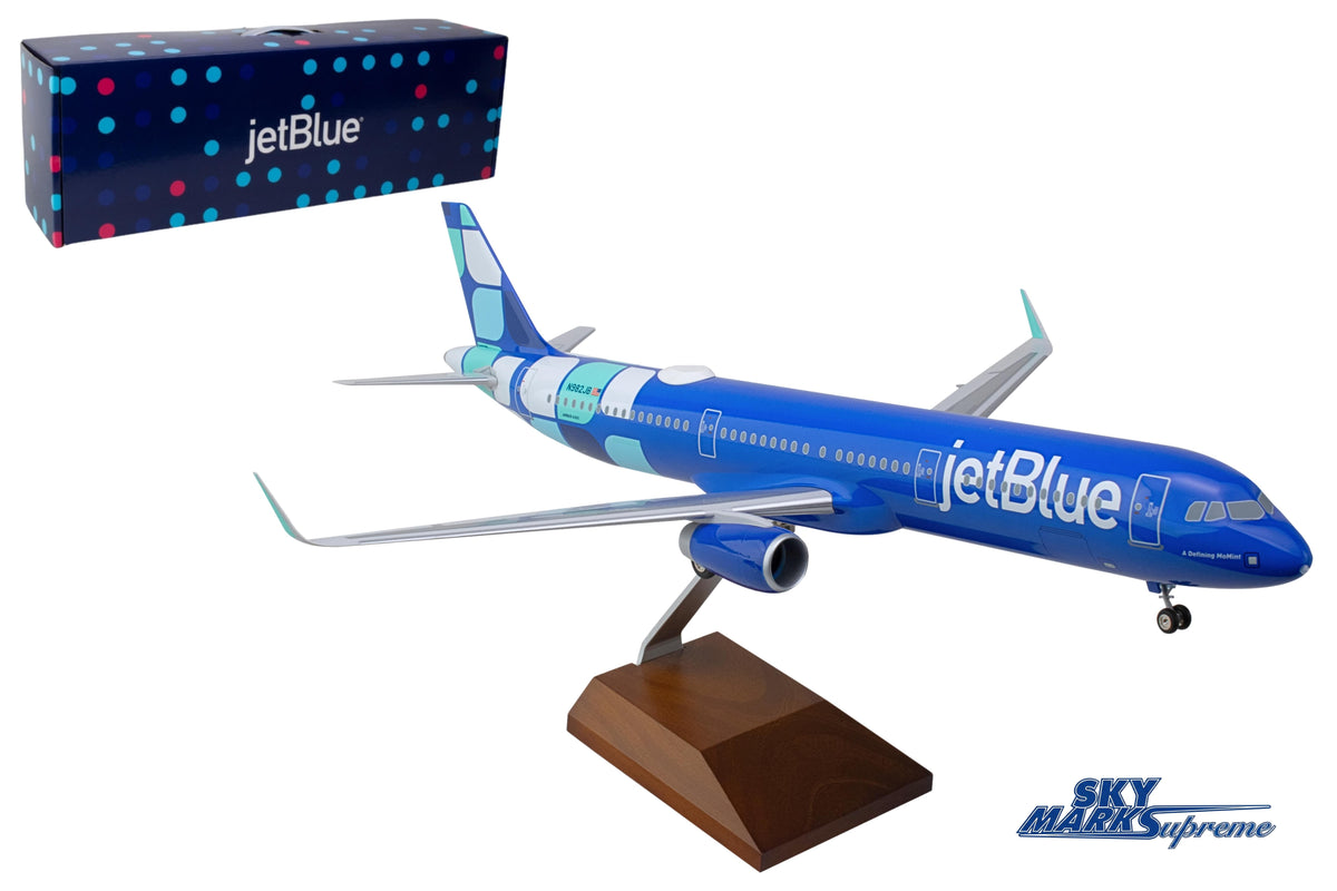 SKYMARKS JETBLUE A321 1/100 MINT W/WOOD STAND & GEAR The Airplane Shop.